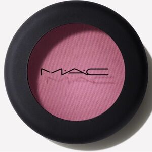 MAC Cosmetics powder kiss soft matte eye shadow in Ripened